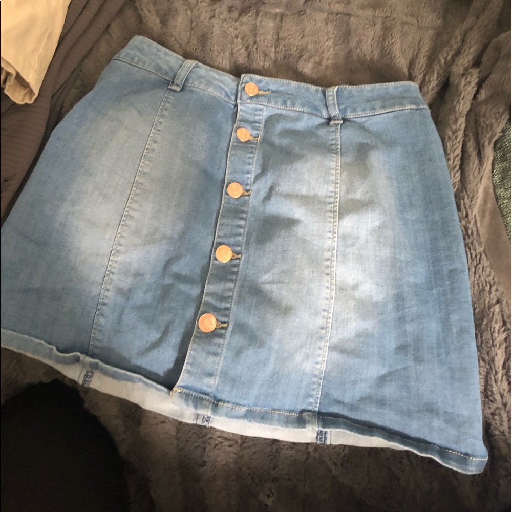 Denim skirt
